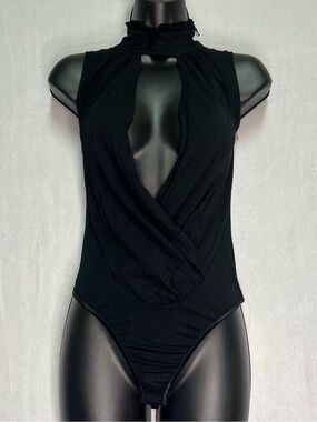 SOLD Guess marciano plunge bodysuit silk indie sleaze model off duty going out